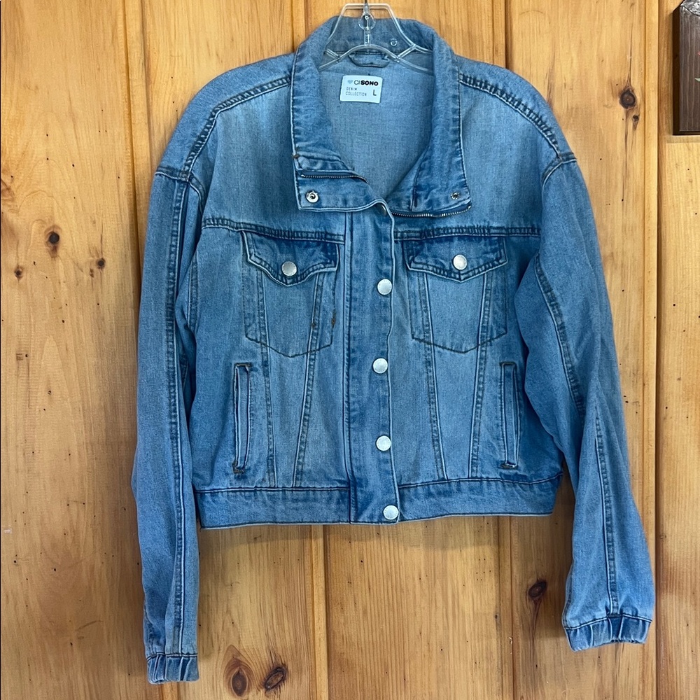 Ci Sono Blue Denim Jean Jacket with  Elastic Back Hem and Cuffs